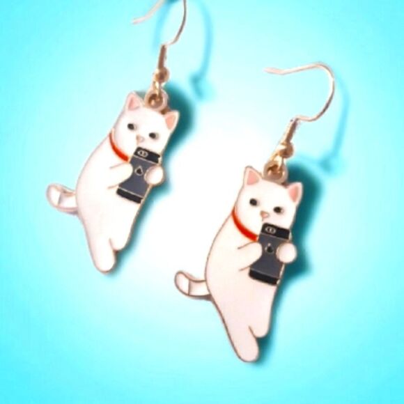 Cat Earrings   - Picture 1 of 5